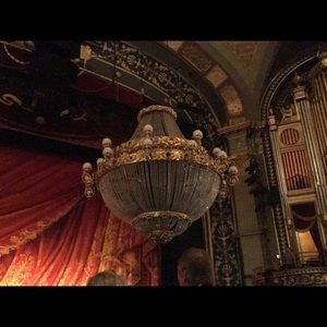 Meet your Posher, Robin